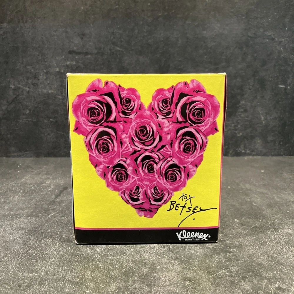 Betsey Johnson I HEART BETSEY Design Kleenex Expressions Ltd Edition NOS 2015